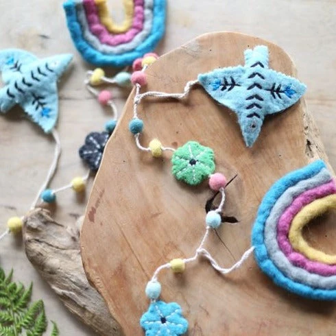 Patina Stores Rainbow And Bird Garland Decor 1 Patina Stores Rainbow And Bird Garland Decor