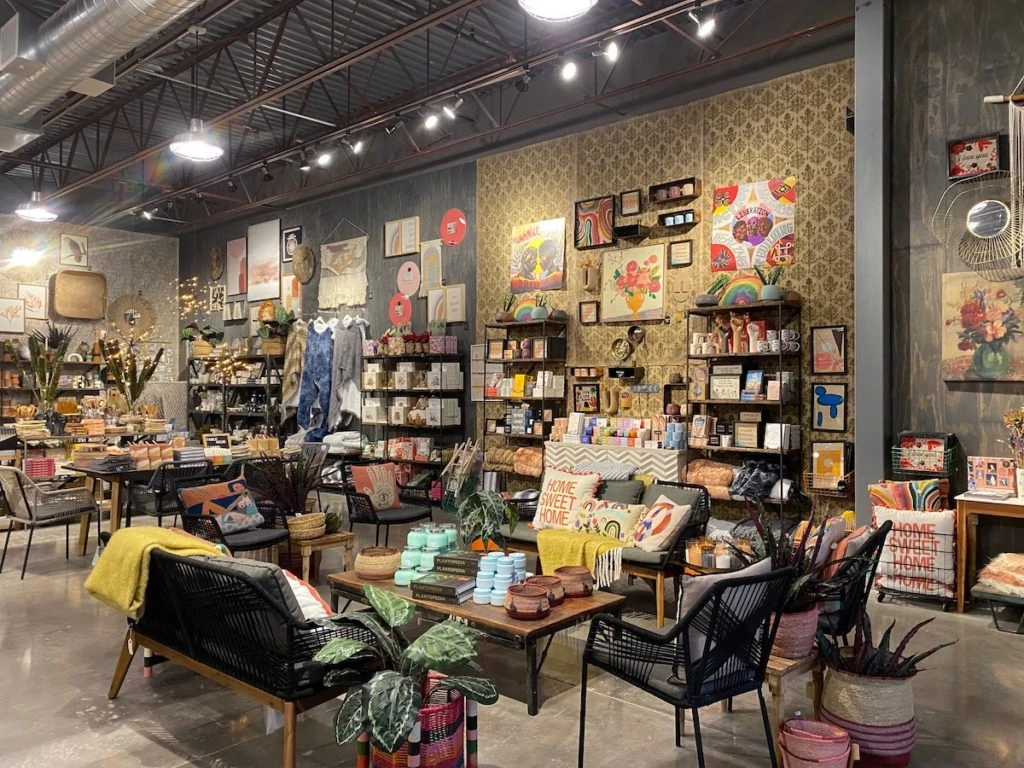 PATINA STORES Sales 10 PATINA STORES Sales -PATINA STORES Sales 6674